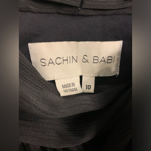 Sachin & Babi Black Kayla Halter Gown size 10 Elegant Satin Tie Neck Maxi NWOT - Picture 9 of 11